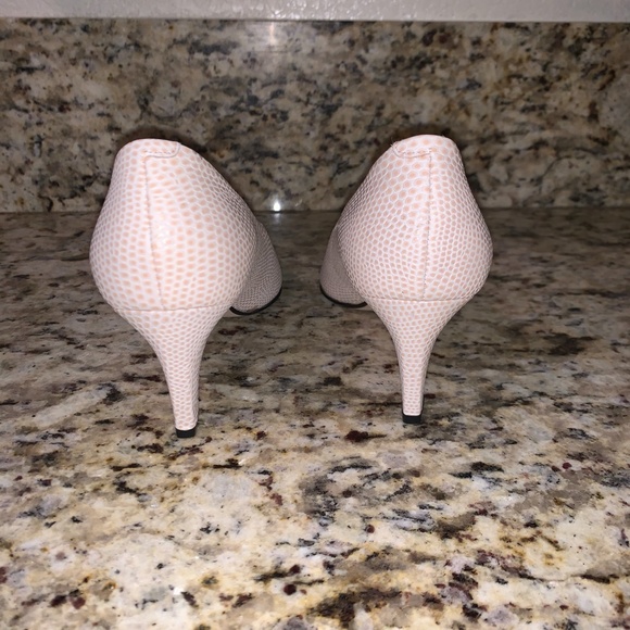 Magik by Amalfi Nicole Shoes in Pink - Picture 2 of 7